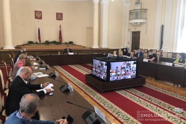 В Смоленске прошло заседание Координационного совета по межнациональным отношениям