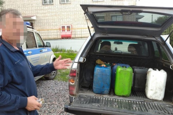 В Смоленске поймали похитившего около 100 литров горючего железнодорожника
