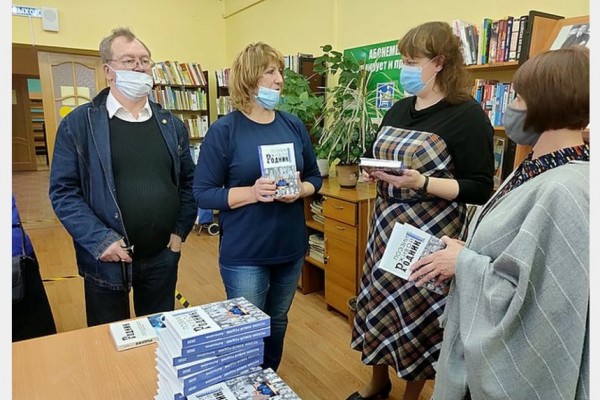 Фонд муниципальных библиотек Смоленска пополнился новыми изданиями
