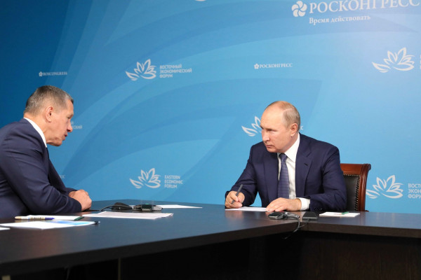 Планку входа в режим Свободного порта Владивостока снизят до 500 тысяч рублей