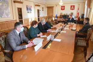 Алексей Островский провел рабочую встречу с активистами смоленского отделения ОНФ