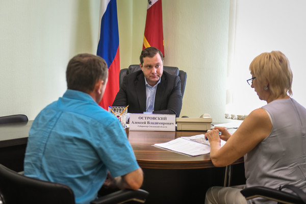 Губернатор Смоленской области провел прием граждан по личным вопросам