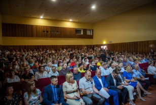 Более 300 жителей Краснинского района стали участниками встречи с главой региона