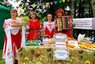 В Смоленске прошёл фольклорно-гастрономический фестиваль