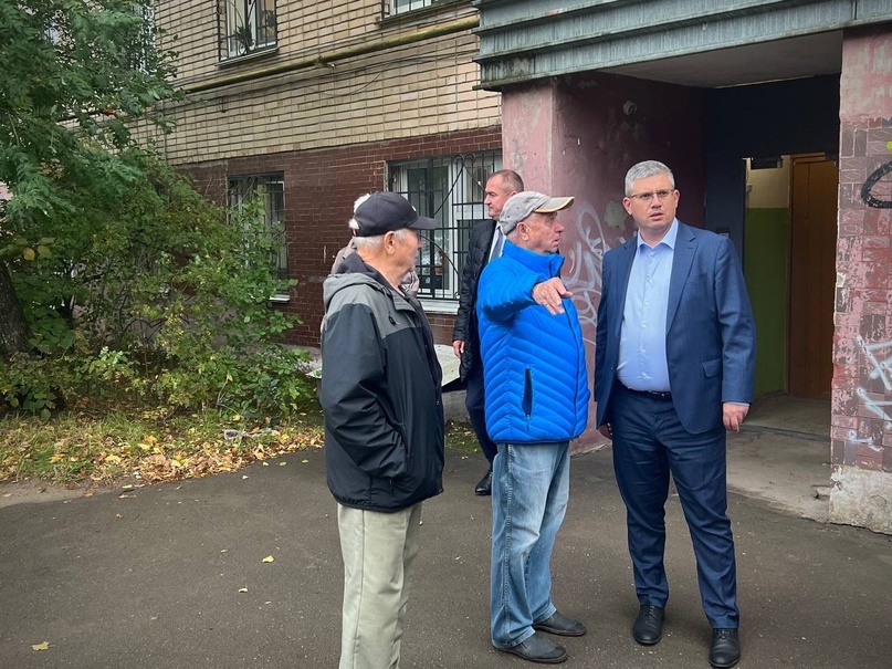 Двор на улице Кирова приведут в порядок после личного вмешательства главы Смоленска