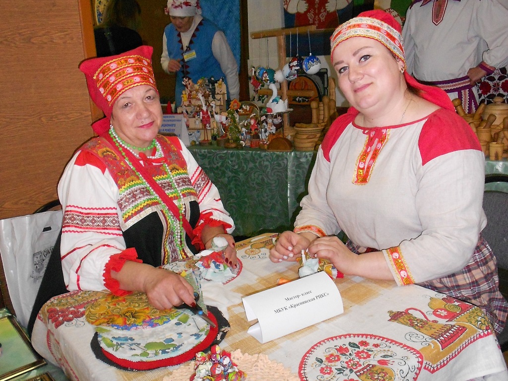 Две сестры — Беларусь и Россия
