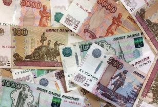 Смолянка выплатила 260 тысяч рублей долга по алиментам после вмешательства приставов