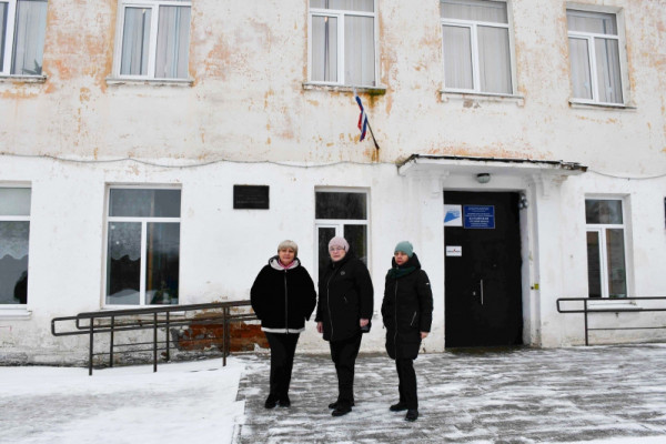 В Смоленском районе в этом году отремонтируют фасад Катынской школы