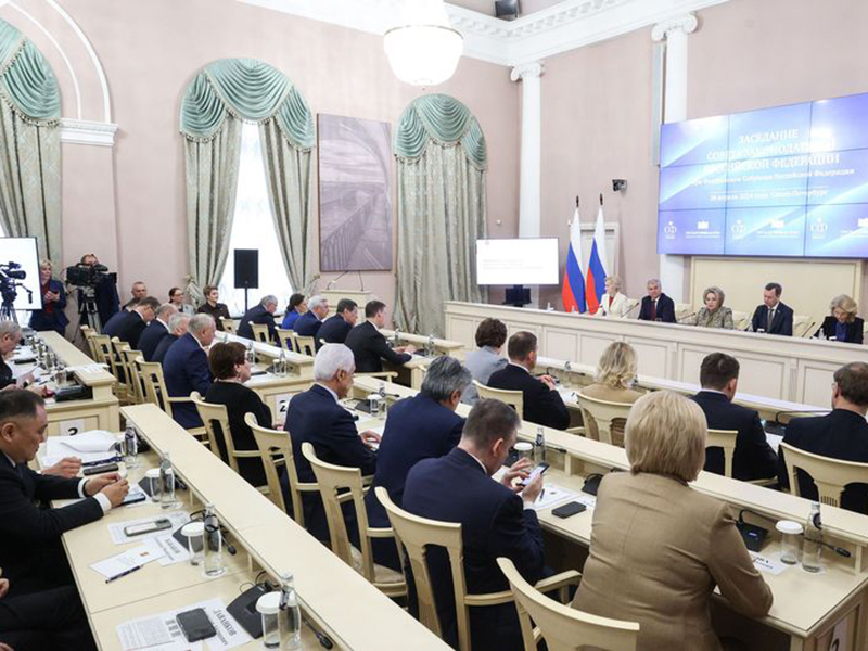 Игорь Ляхов принял участие в заседании совета законодателей России