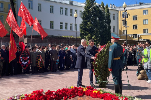 В Смоленске прошёл митинг, посвящённый Дню Великой Победы