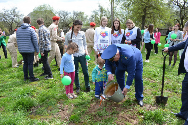 Починковцы присоединились к международной акции «Сад Памяти»